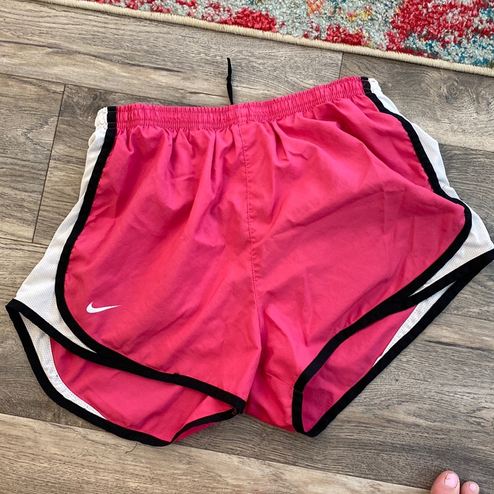 Nike womens dri-fit pink medium shorts